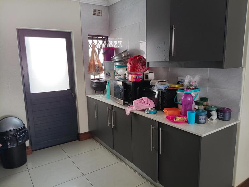 To Let 3 Bedroom Property for Rent in Goodwood Central Western Cape